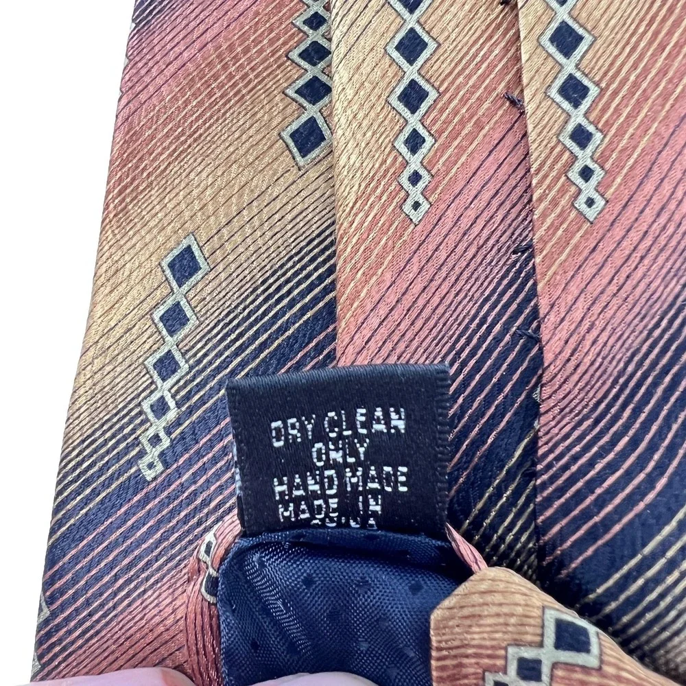 Blacker by Stanley Blacker 100%‎ Silk Men's Tie Lightweight Geometric Design
